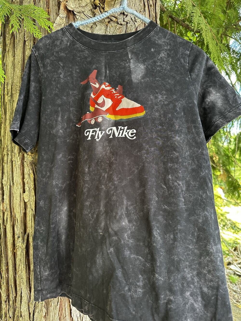 Nike “Fly Nike” Acid Wash Graphic Tee Unisex Size XL Sneaker Print Black